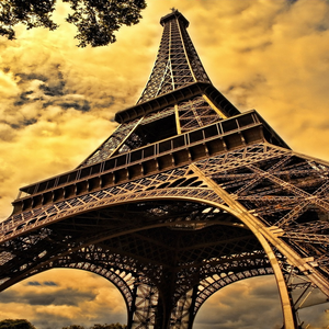 Image by EdiNugraha titled ’tower, architecture, landmark’. Source: Pixabay