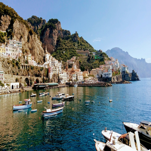 Image by andischatz titled ’amalfi, italy, summer’. Source: Pixabay