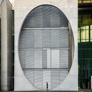 Image by Michael_Luenen titled ’berlin, germany, government district’. Source: Pixabay