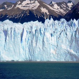 Image by JDubya59 titled ’glacier, perito moreno, argentina’. Source: Pixabay