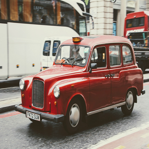 Image by Peggy_Marco titled ’taxi, london, automobile’. Source: Pixabay