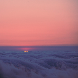 Image by hfukui titled ’sunset, dawn, sea of clouds’. Source: Pixabay