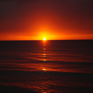 Image by ScalexCZ titled ’sea, sunset, jamaica’. Source: Pixabay