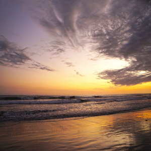 Image by gerson_rodriguez titled ’el salvador, beach, freedom’. Source: Pixabay