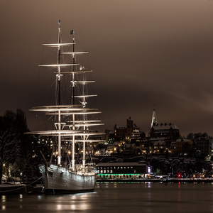 Image by 705847 titled ’sailboat, water, stockholm’. Source: Pixabay