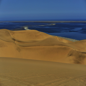 Image by AndreaPivari titled ’namibia, walvis bay, dunes’. Source: Pixabay