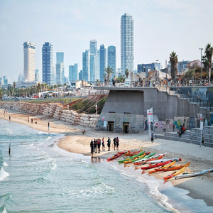 Image by TranThangNhat titled ’tel aviv, city, beach’. Source: Pixabay